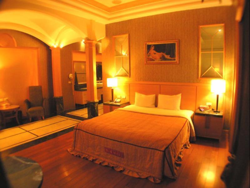 Changsing Business Motel Tainan Eksteriør billede