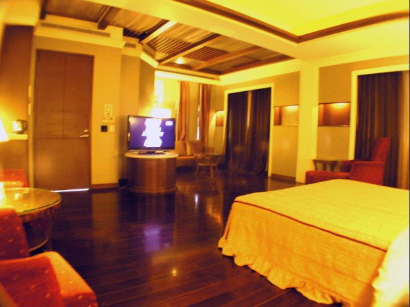 Changsing Business Motel Tainan Eksteriør billede