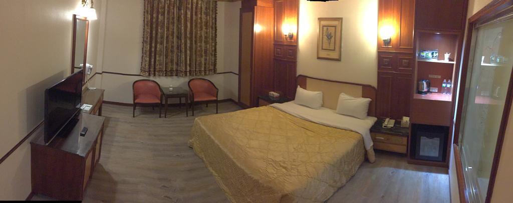 Changsing Business Motel Tainan Eksteriør billede